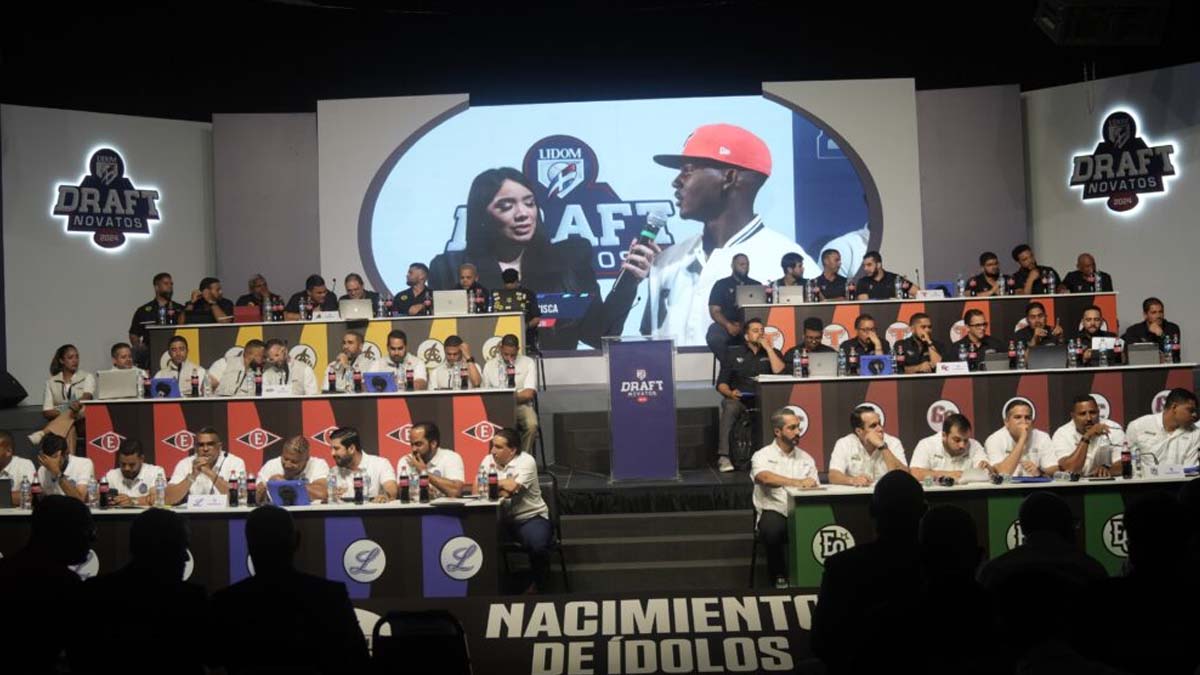 Welbyn Francisca fue el primer pick del Draft LIDOM 2024, destacando junto a talentos seleccionados por Águilas, Licey, Escogido, Estrellas y Gigantes.