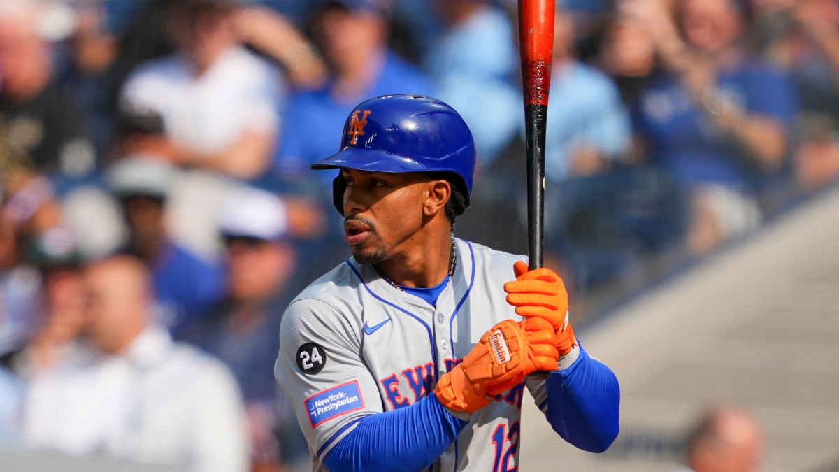 Francisco Lindor salió del juego de los Mets contra los Phillies debido a molestias en la parte baja de la espalda. Aunque aún no se confirma la gravedad, el equipo lo reemplazó como precaución.