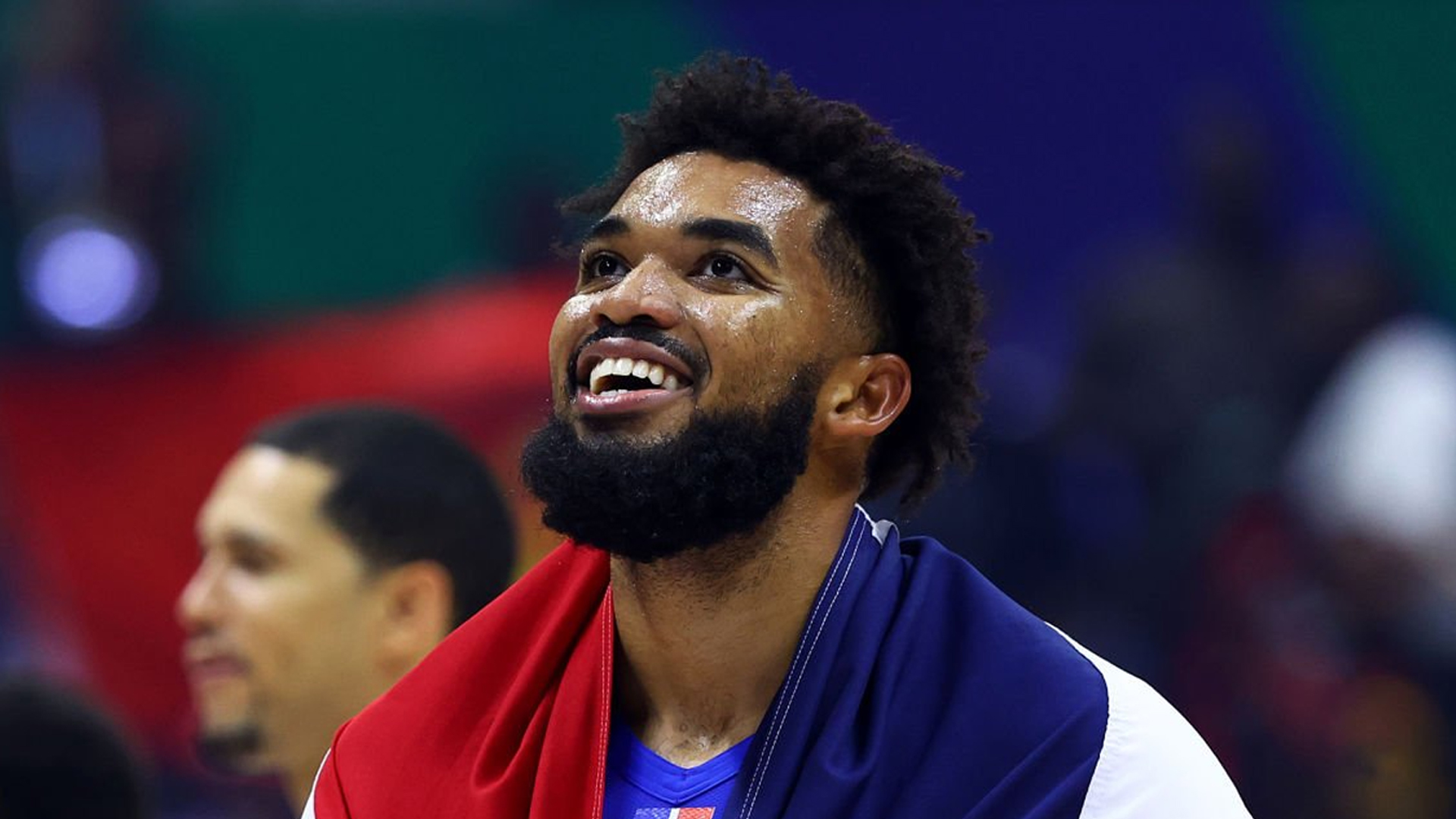 Karl-Anthony Towns, anuncia la construcción de un centro de entrenamiento de baloncesto en la República Dominicana en honor a su madre.